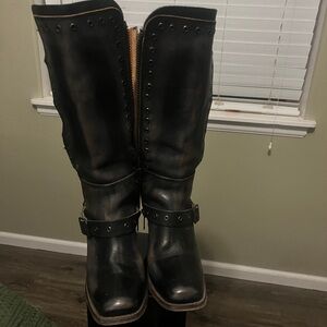 Freebird by Steven Derby Size 9